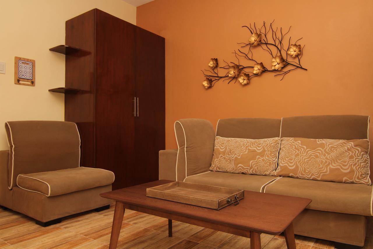 Charos Dormitel Hotel Dumaguete City Екстериор снимка
