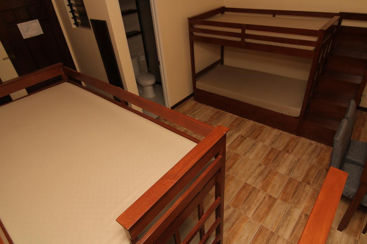 Charos Dormitel Hotel Dumaguete City Екстериор снимка