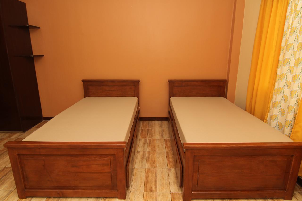 Charos Dormitel Hotel Dumaguete City Екстериор снимка