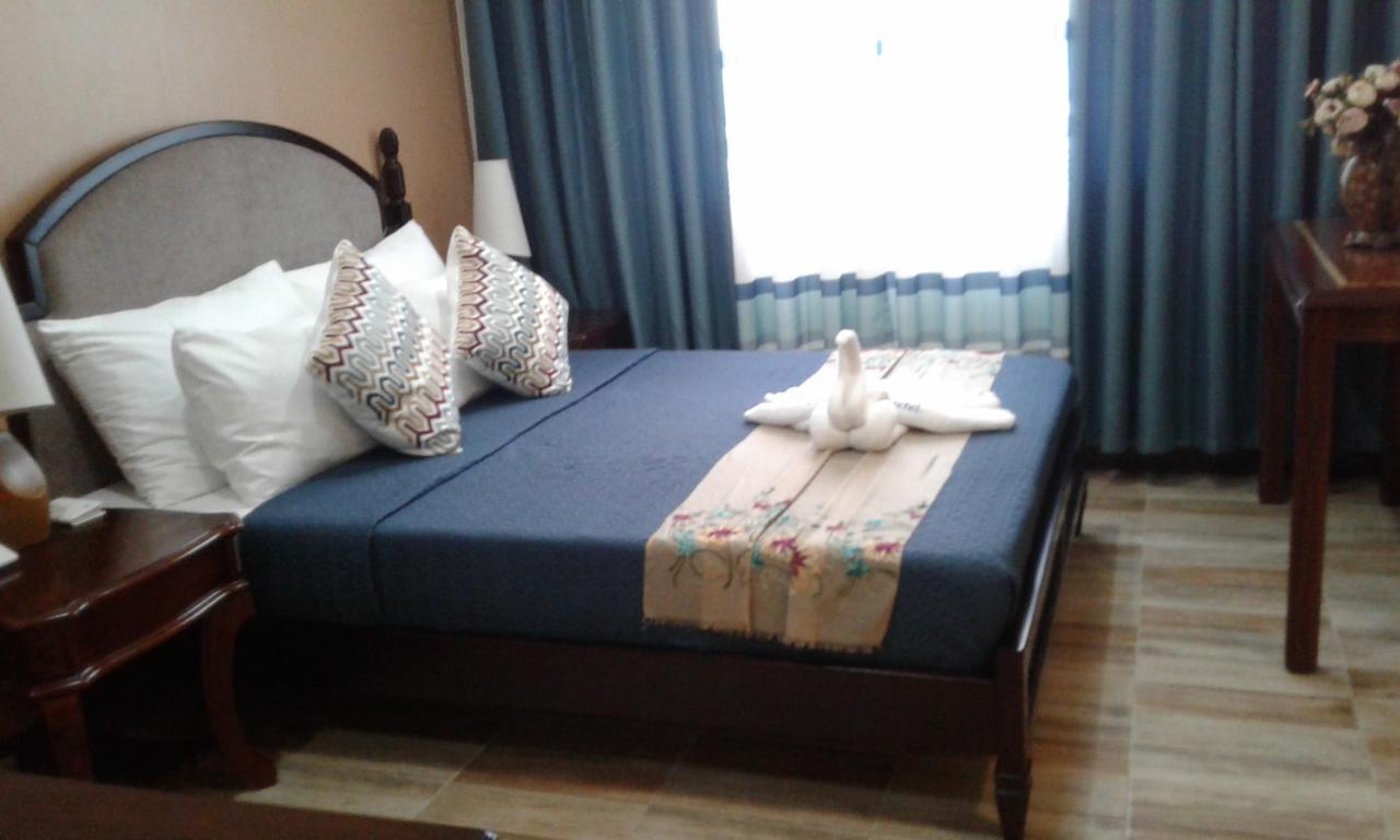Charos Dormitel Hotel Dumaguete City Екстериор снимка