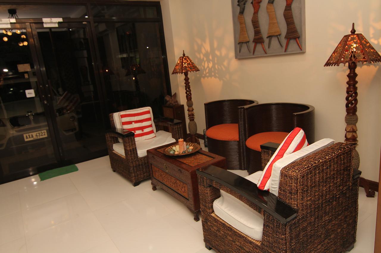 Charos Dormitel Hotel Dumaguete City Екстериор снимка