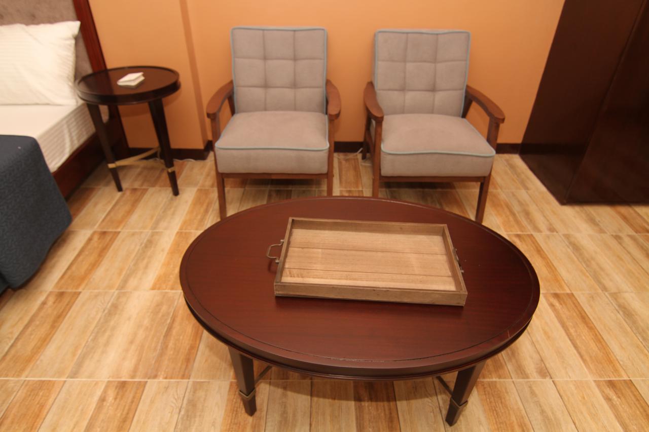 Charos Dormitel Hotel Dumaguete City Екстериор снимка