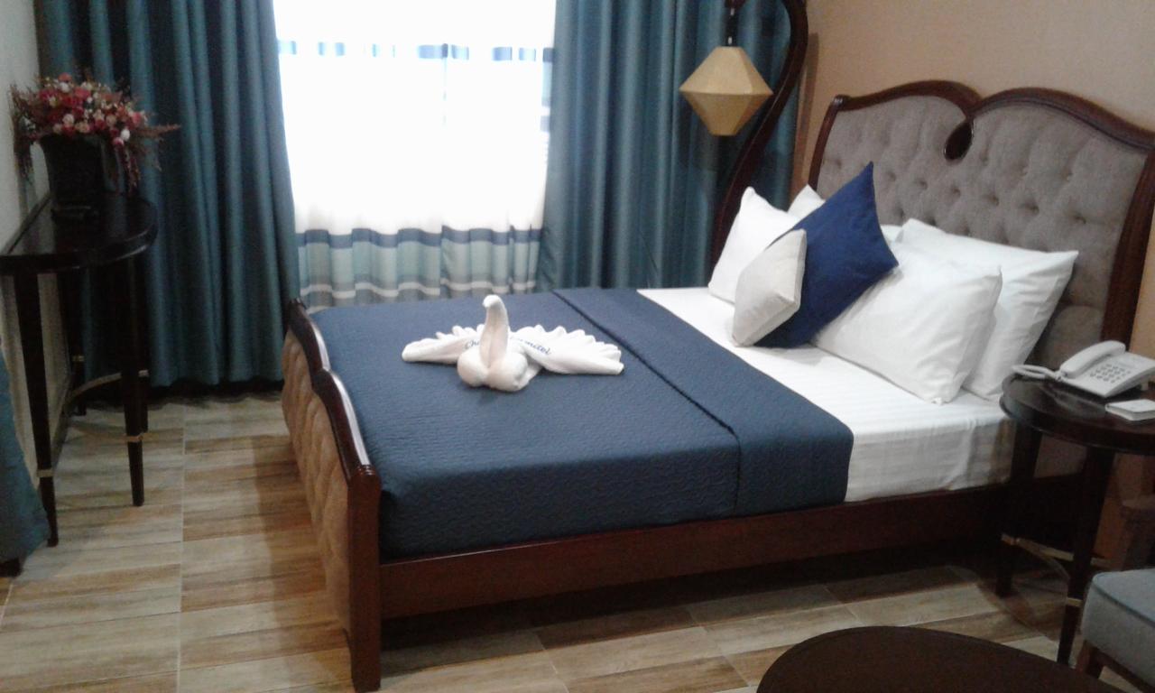 Charos Dormitel Hotel Dumaguete City Екстериор снимка